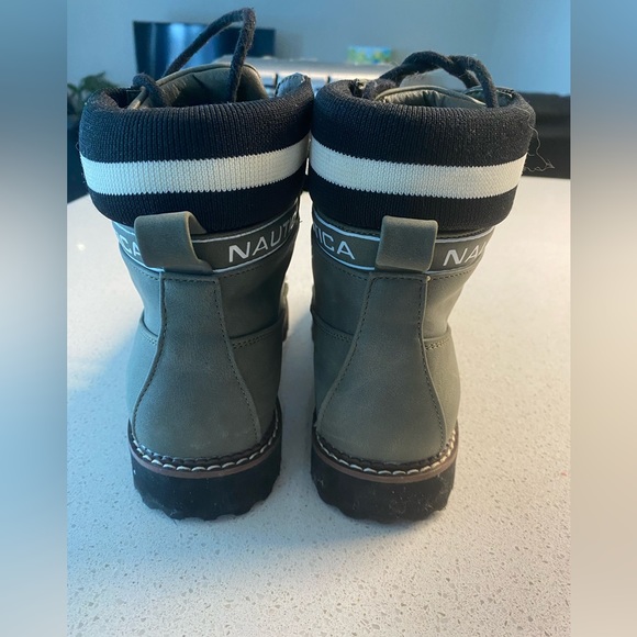 Nautica Dark Green Boots size 7.5 - Picture 4 of 7